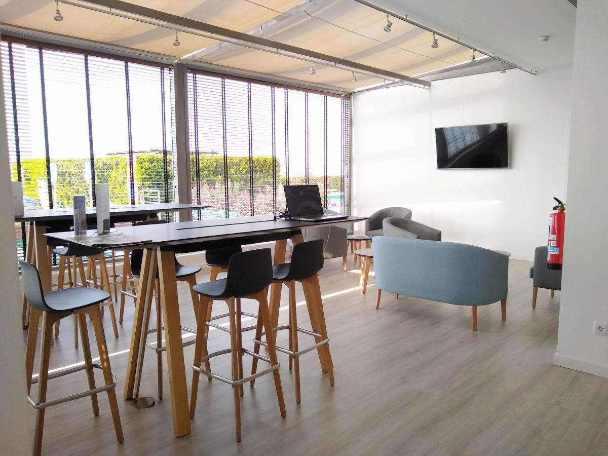 Augusta Barcelona Valles グラノリェース エクステリア 写真