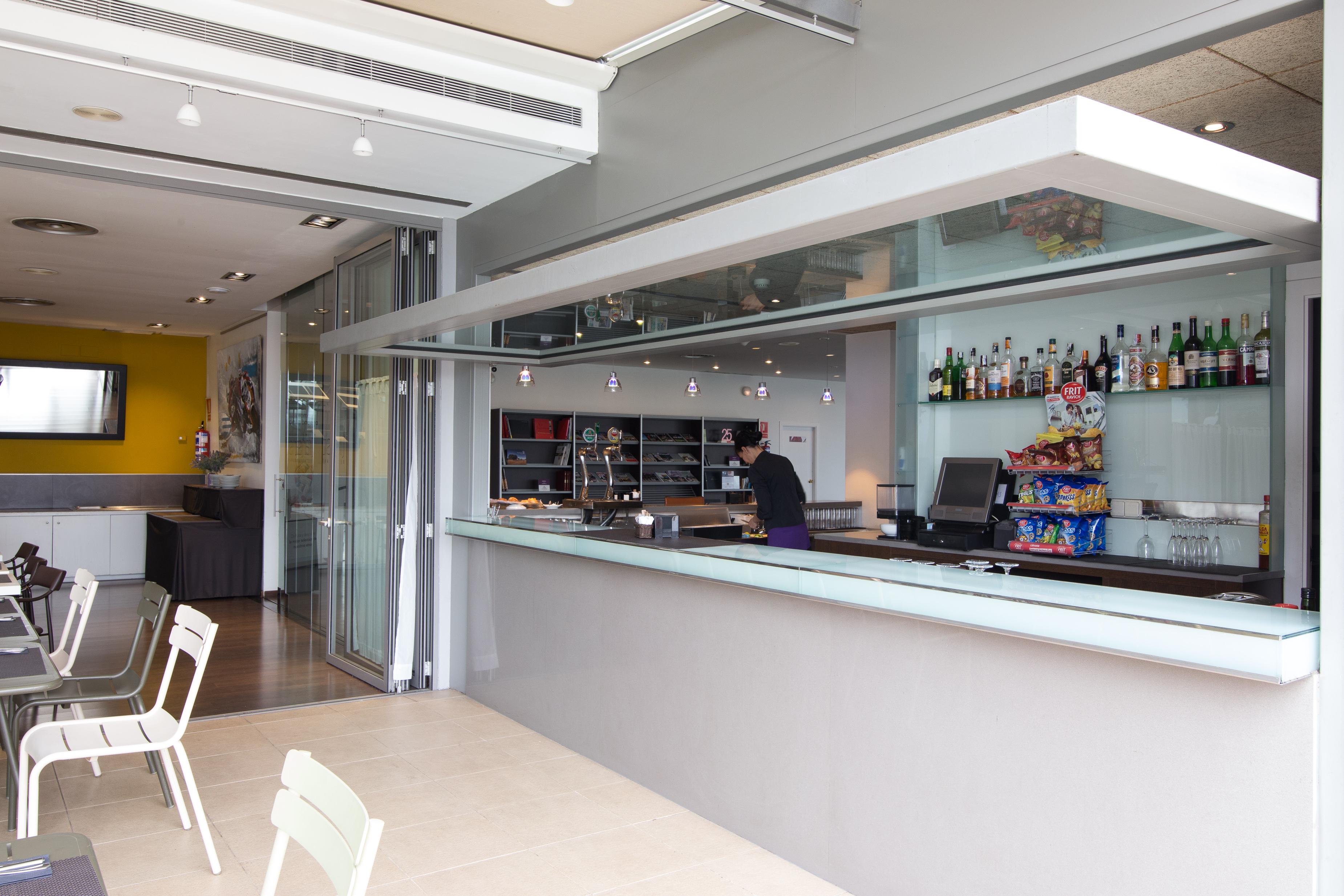 Augusta Barcelona Valles グラノリェース エクステリア 写真